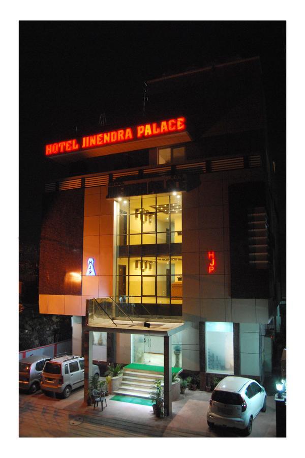 Hotel Jinendra Palace Jaipur Exteriör bild